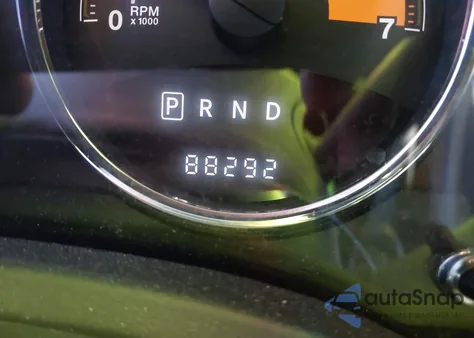 2016 Jeep Compass Latitude z USA, uszkodzony, nr VIN 1C4NJDEB0GD587341